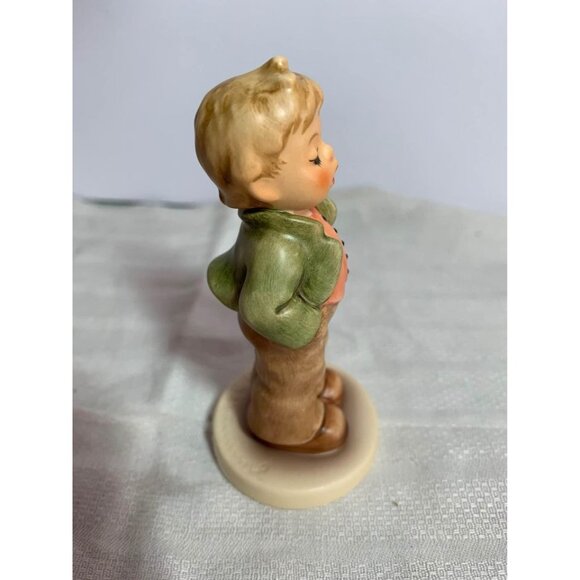 Hummel Goebel Steadfast Figure 848 with Box 4 inch tall - Picture 2 of 13